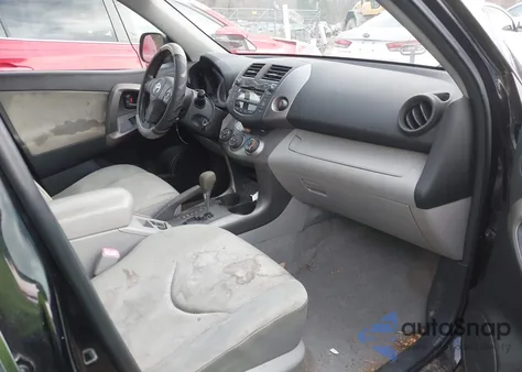 2011 Toyota Rav4 z USA, uszkodzony, nr VIN JTMBF4DV0BD040174